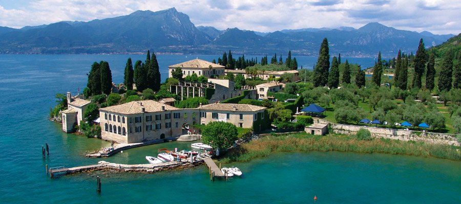 Boat Garda Tour - Punta San Vigilio